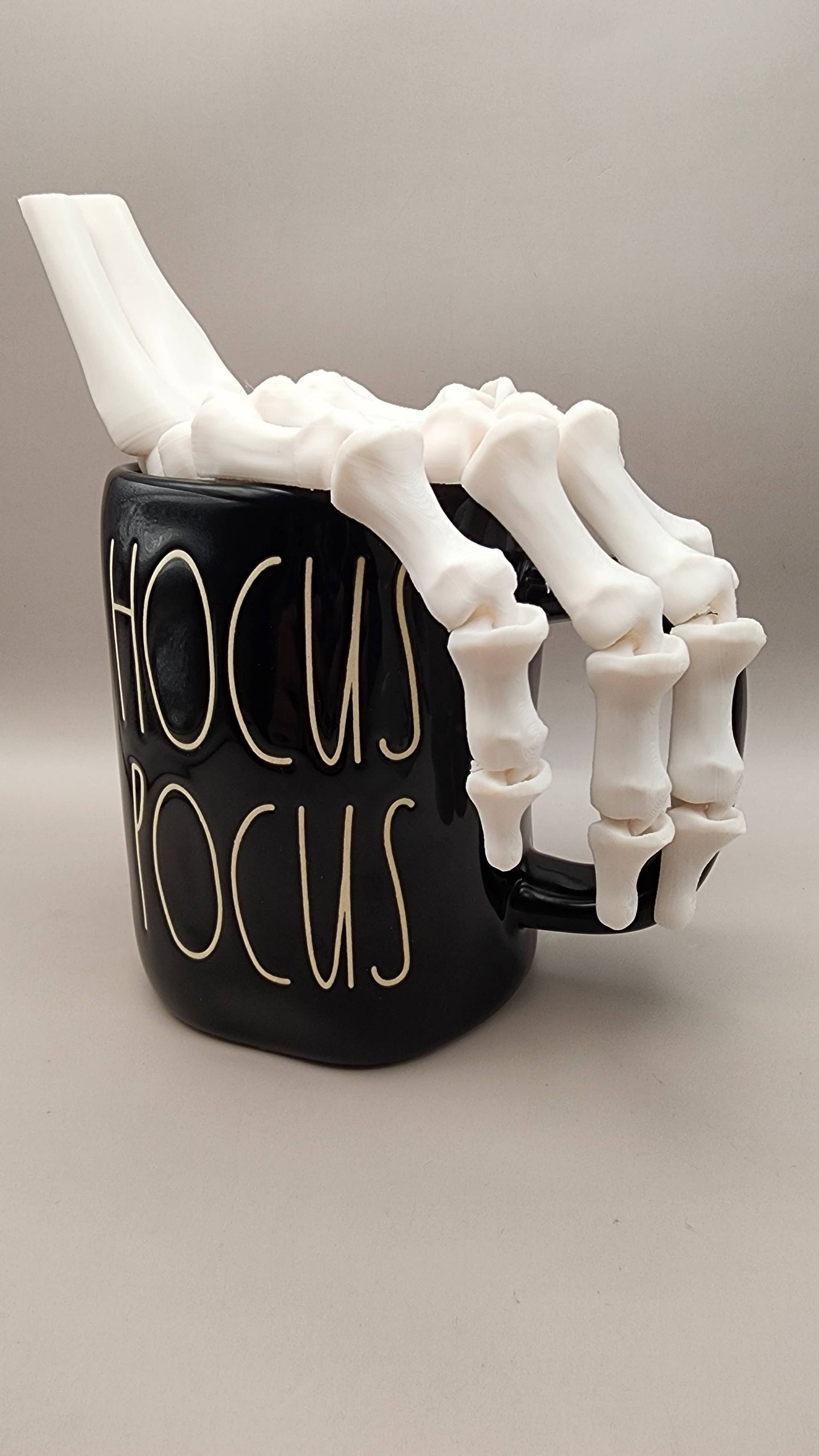 Moveable Skeleton Hand