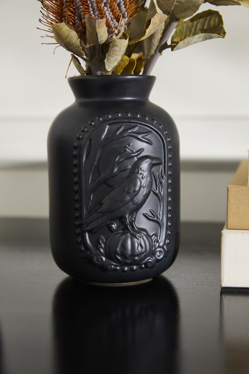 Black Magic Vase – Ceramic Raven Accent Vase (6.5")