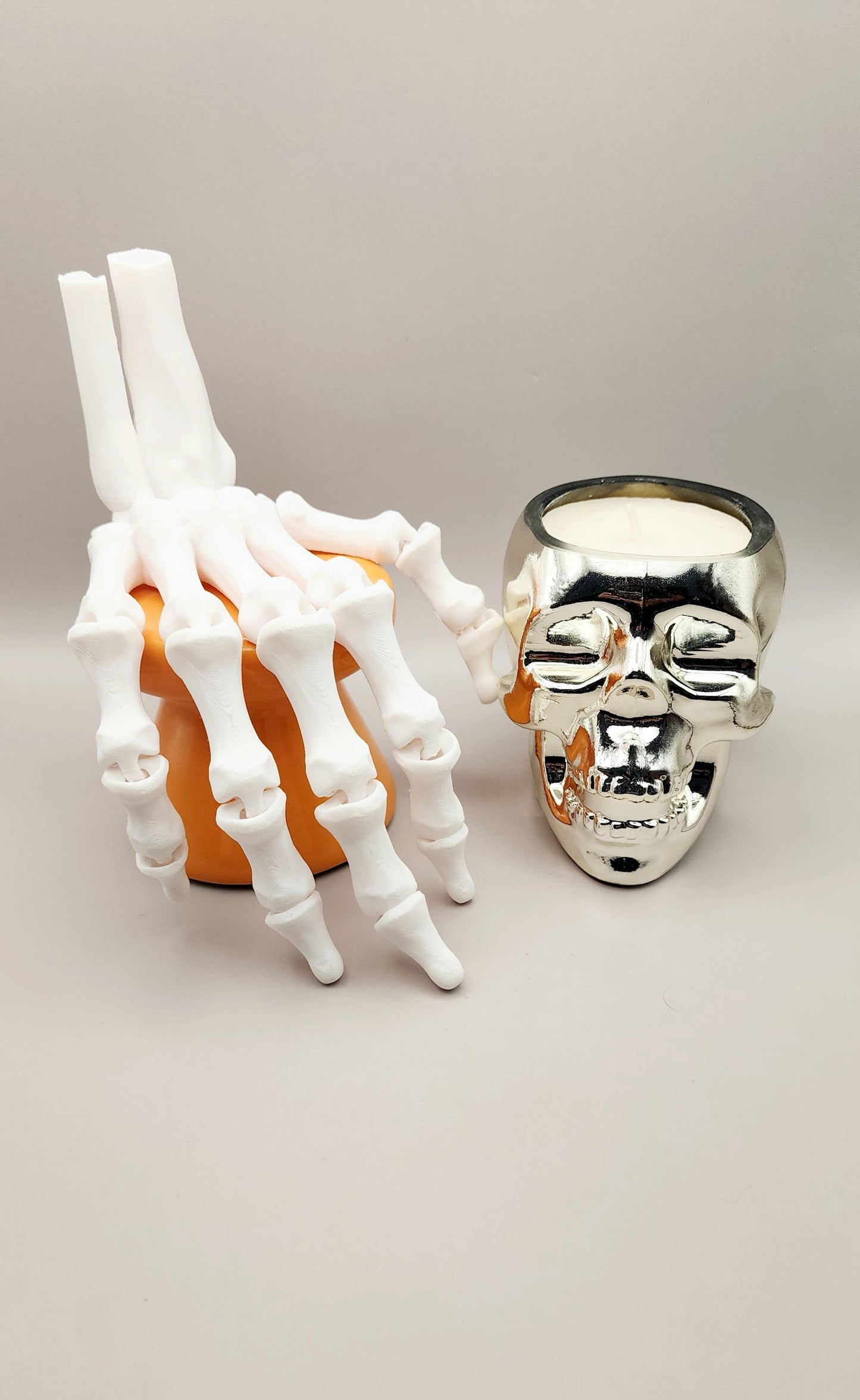 Moveable Skeleton Hand